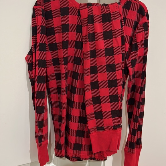 Gap - plaid full sleeves, long leg PJ’s - Picture 2 of 3